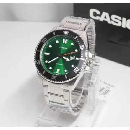 Casio klasszikus MDV-107D-3A2VDF férfi óra karóra
