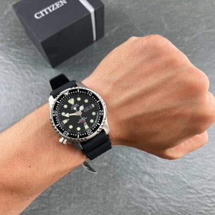 Citizen Promaster NY0040-09EE férfi óra karóra