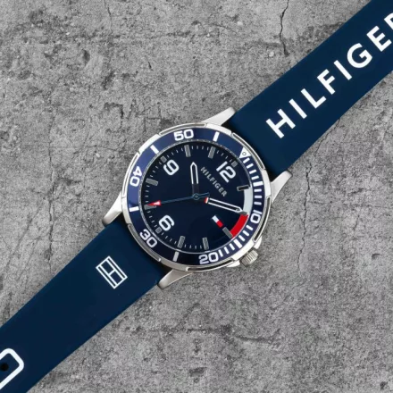 Tommy Hilfiger 1720016 gyerek óra karóra