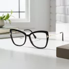 Tom Ford FT5882-B szemüvegkeret fekete/másik/clear/kék-világos blokk lencsék női