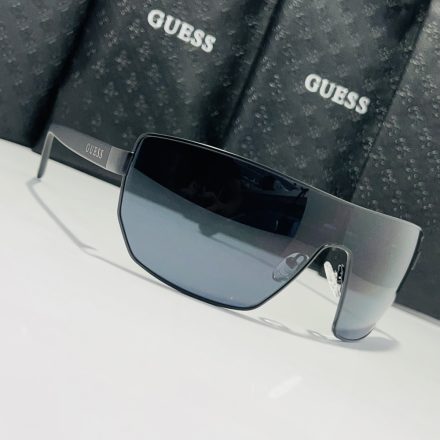 Guess Factory GF5105 napszemüveg matt fekete  / füstszürke férfi