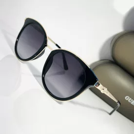   Guess Factory női napszemüveg GF6117 01B /kamper 1 napos szállítás