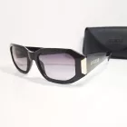 Guess Factory női napszemüveg GF00056 01B ​/kamper várható érkezés 05.05