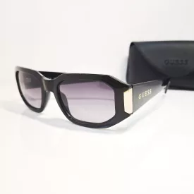   Guess Factory női napszemüveg GF00056 01B ​/kamper várható érkezés 05.05