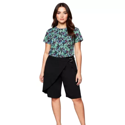 sheego női Wrap-Look bermuda rövidnadrág Sort Rövidnadrág Plus Sizes 135565 fekete Méret: 56