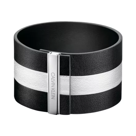 Divatos Calvin Klein női valódi bőr karkötő széles kontraszt csíkkal. Karkötő méret XS (15cm) KJ9K fekete, tengerészkék, piros vagy antracit színben. Méret:N