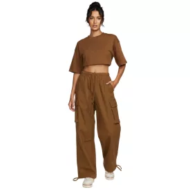   Comfortable NIKE Dance Cargo női jogging tréning melegítő szabadidőruha melegítő szabadidőruha nadrág - Comfortable sport nadrág  Cargo zseb - pamut nadrág FV7520-281 barna vagy FV7512-133 gyapjú-fehér Méret: M