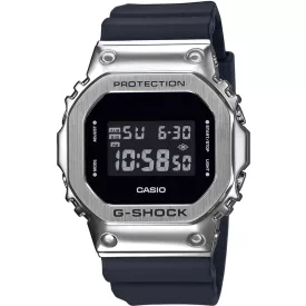   Casio GM-5600U-1ER férfi óra karóra G-Shock G- 43mm 20ATM  karóra