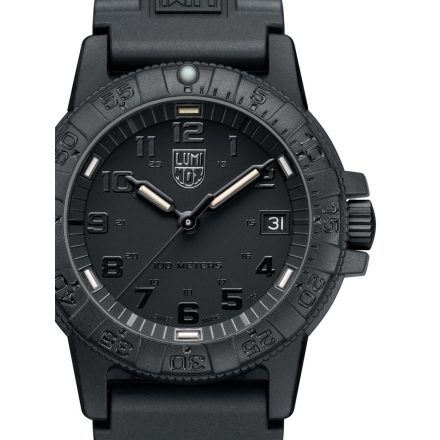 Luminox XS.0301.BO Leatherback Sea teknős 39mm 10 ATM karóra