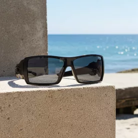Oakley férfi napszemüveg OO9081-26-203-28