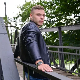   Alain Miller férfi karóra nemesacél szíjjal, Ø 39 mm, ezüst/fekete